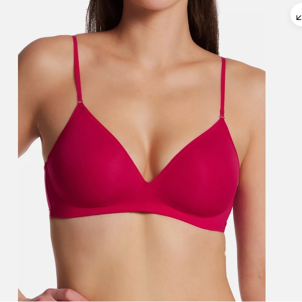 On Gossamer RED HOT Next To Nothing Micro Wireless Bra, US 34C NWT